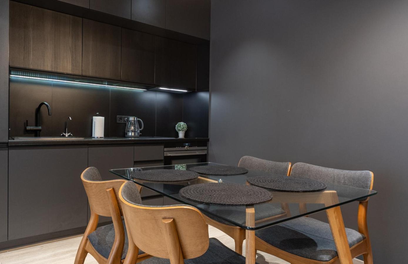 Royal Tower Residence Big Vip Apartment In Center Floor 27 キエフ エクステリア 写真