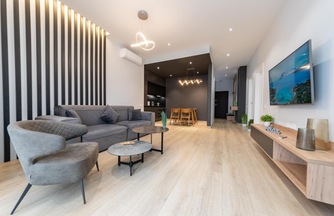 Royal Tower Residence Big Vip Apartment In Center Floor 27 キエフ エクステリア 写真