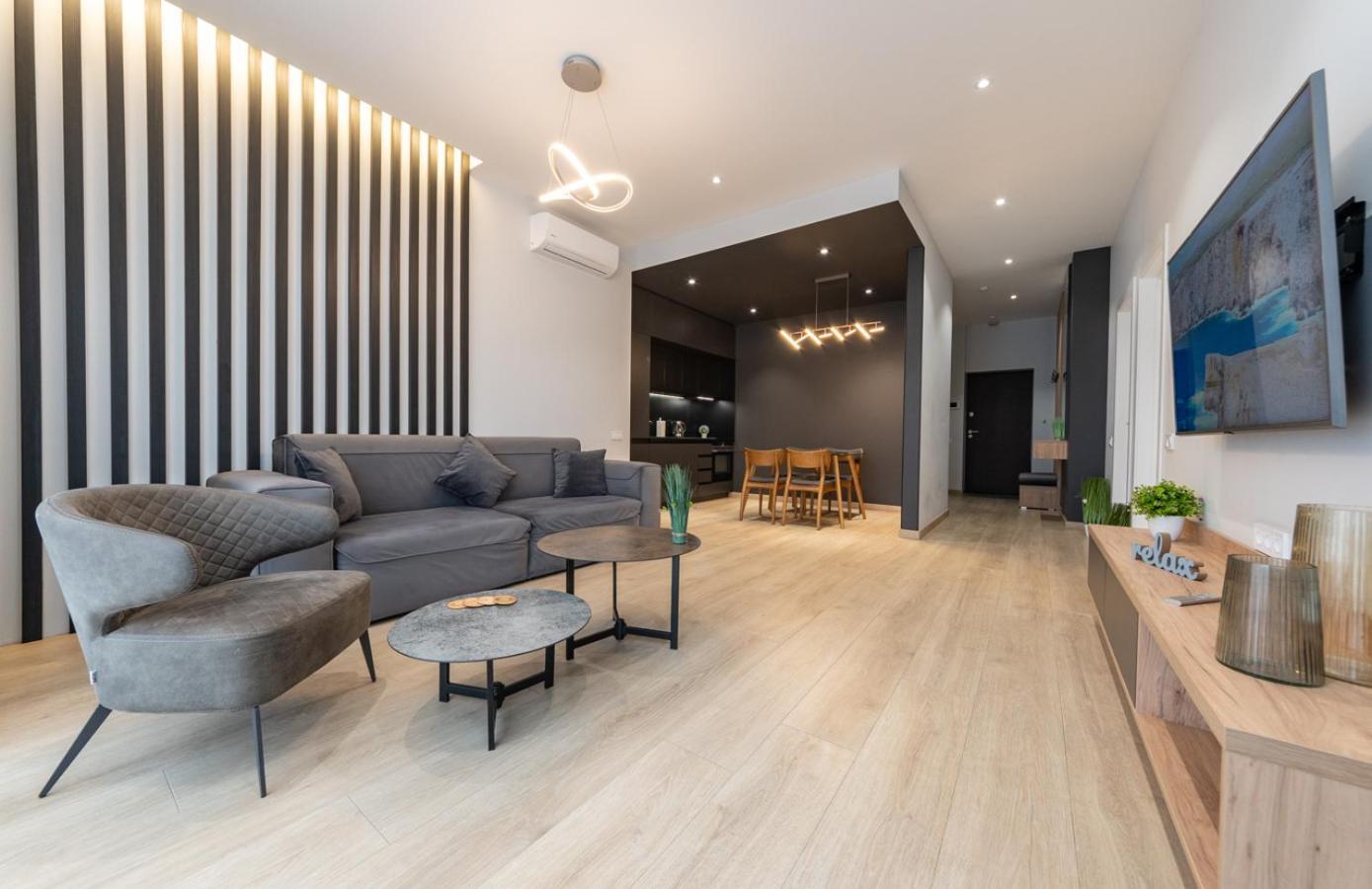 Royal Tower Residence Big Vip Apartment In Center Floor 27 キエフ エクステリア 写真