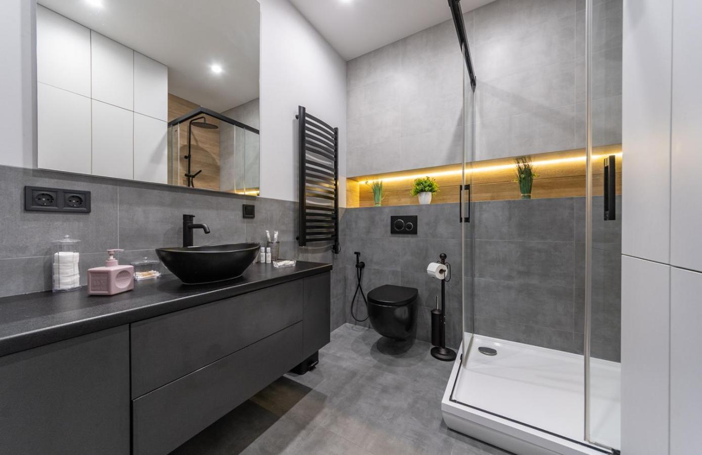 Royal Tower Residence Big Vip Apartment In Center Floor 27 キエフ エクステリア 写真