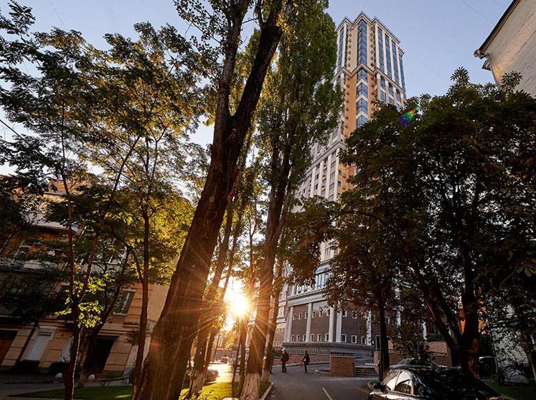 Royal Tower Residence Big Vip Apartment In Center Floor 27 キエフ エクステリア 写真