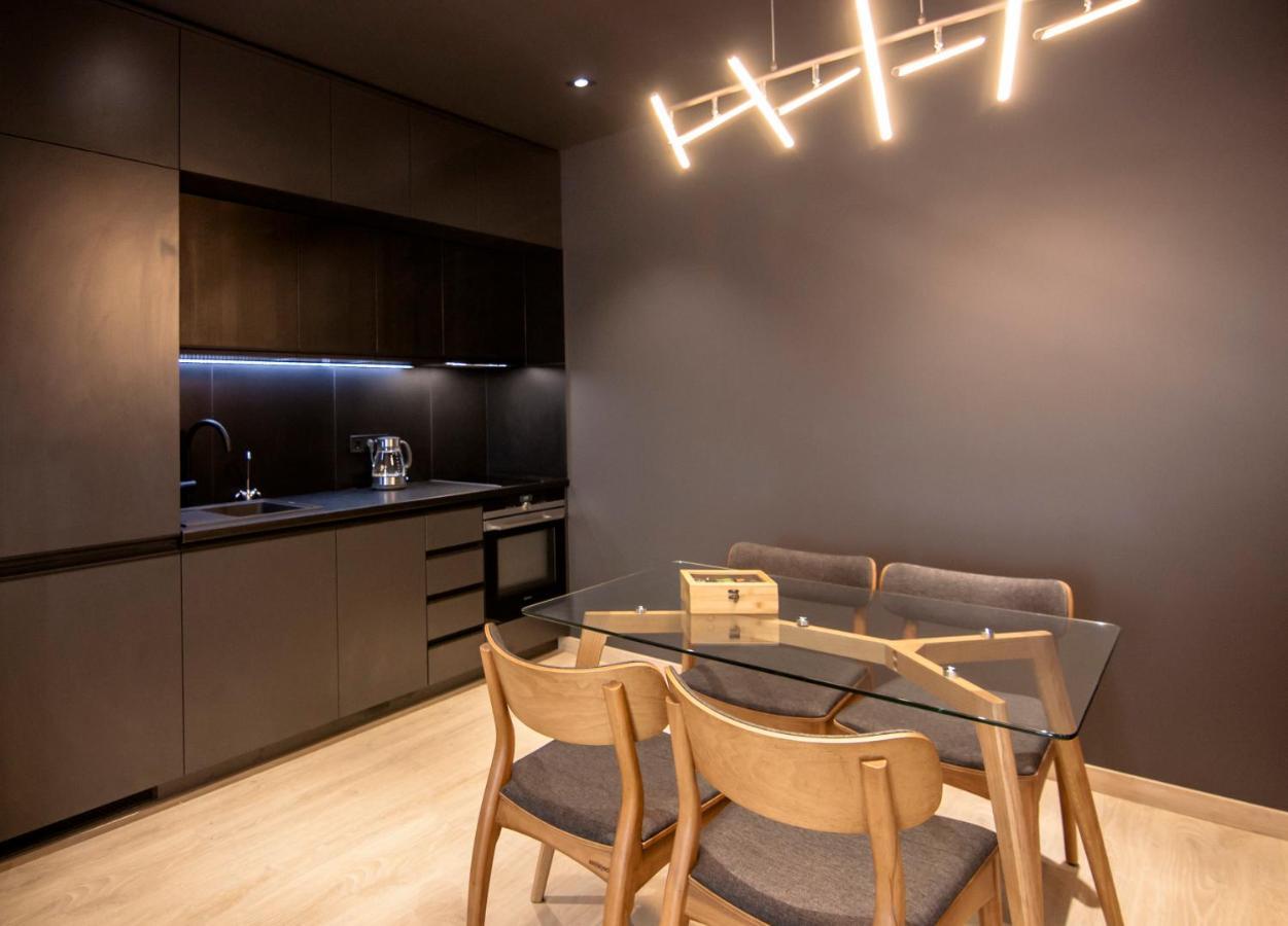 Royal Tower Residence Big Vip Apartment In Center Floor 27 キエフ エクステリア 写真