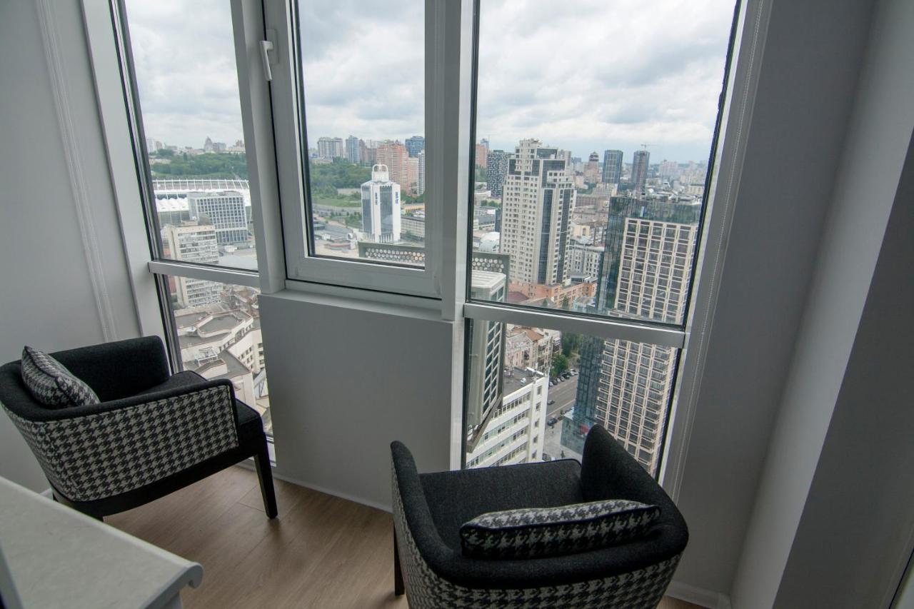Royal Tower Residence Big Vip Apartment In Center Floor 27 キエフ エクステリア 写真